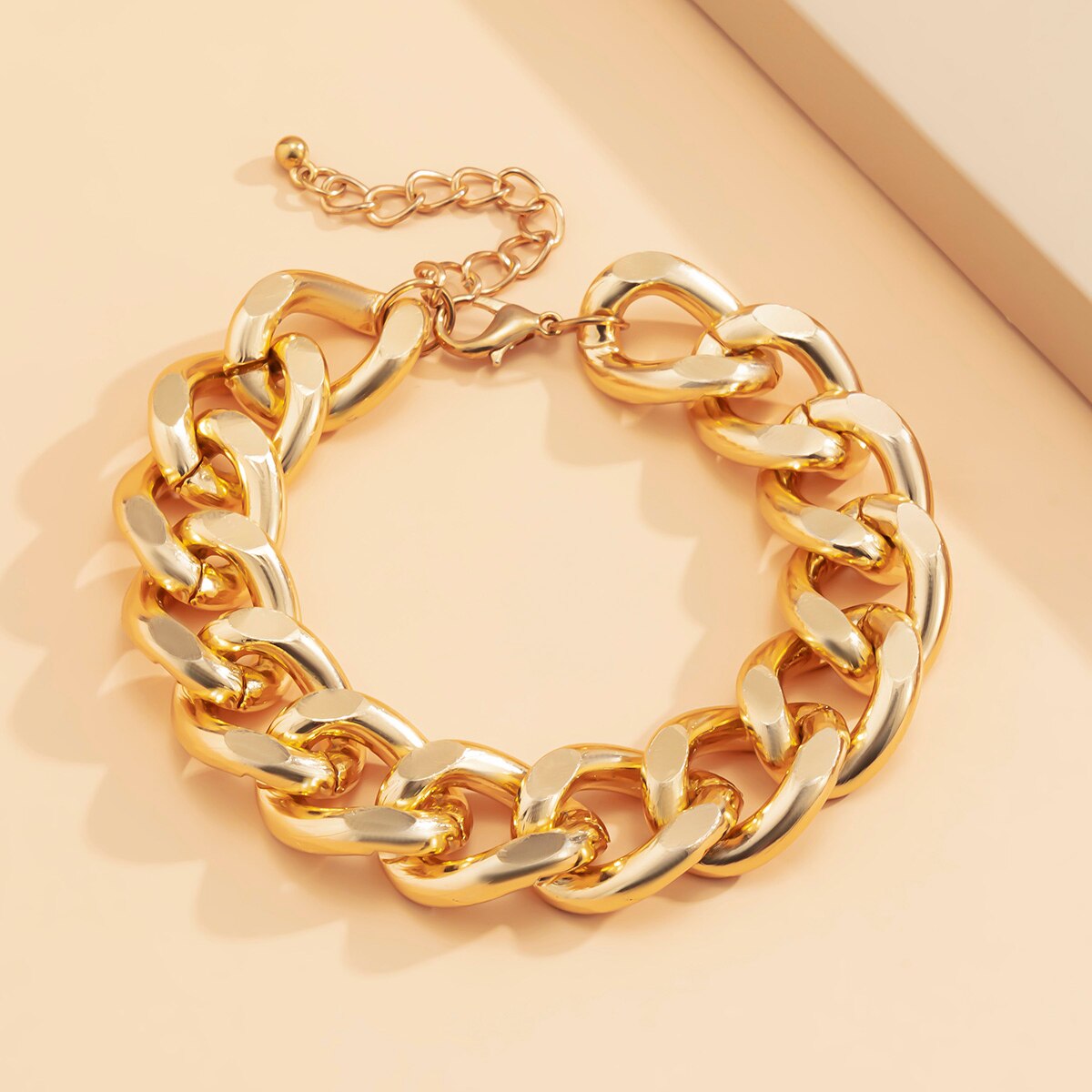 Gold Chain Bracelet - Chuck Style | emerallda