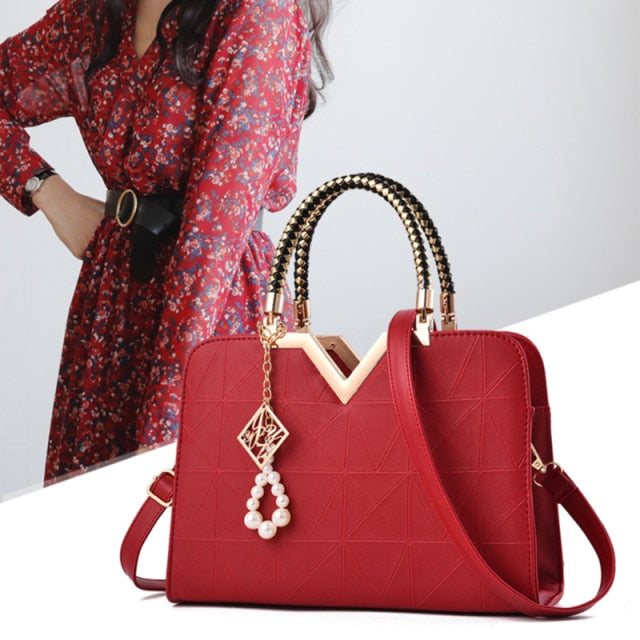 Elegant Fashion Bag - Sophisticated Style | emerallda