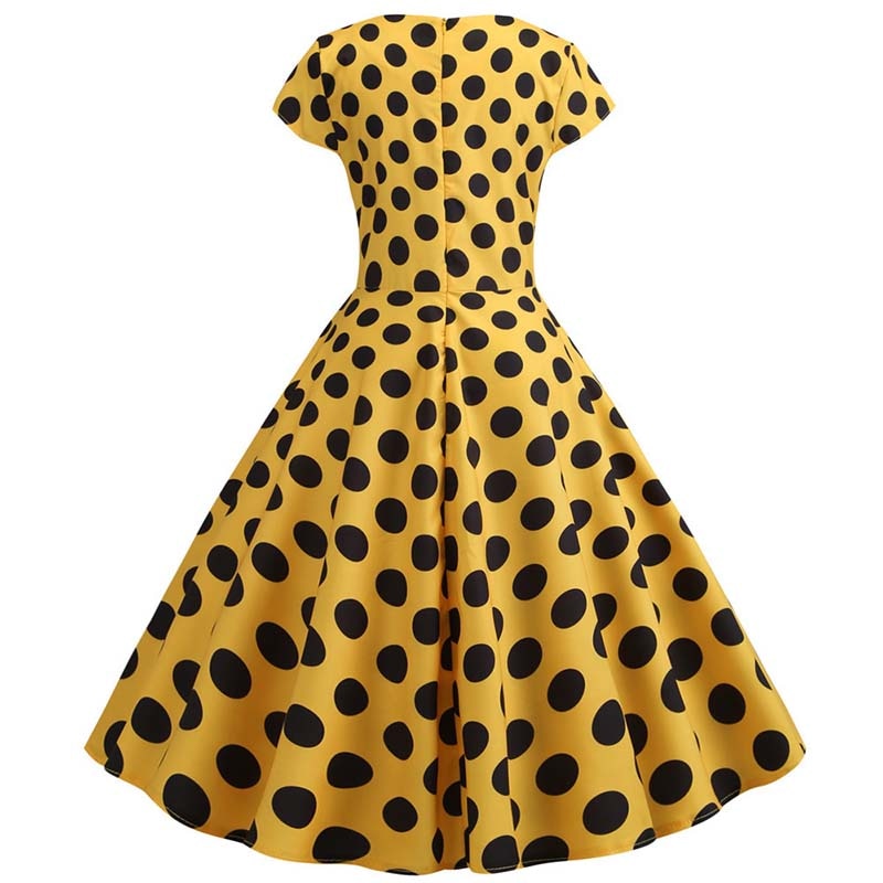 Vintage-Inspired Top – Timeless Everyday Classic | emerallda