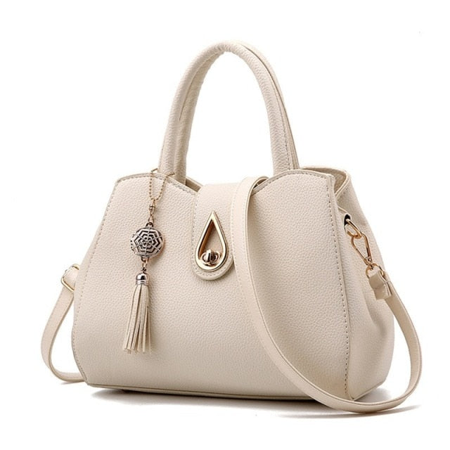 Elegant Fashion Bag - Sophisticated Style | emerallda