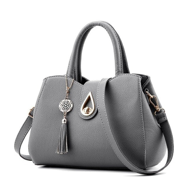 Elegant Fashion Bag - Sophisticated Style | emerallda